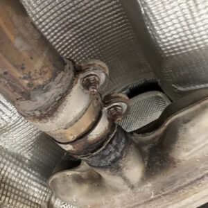 Automobile clamp