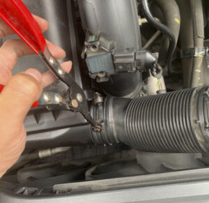 Automobile clamp